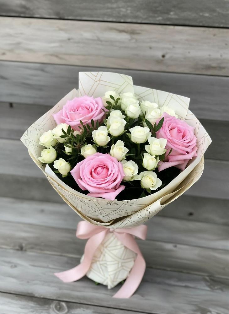 Букет цветов из: Розы в Дыгулыбгее