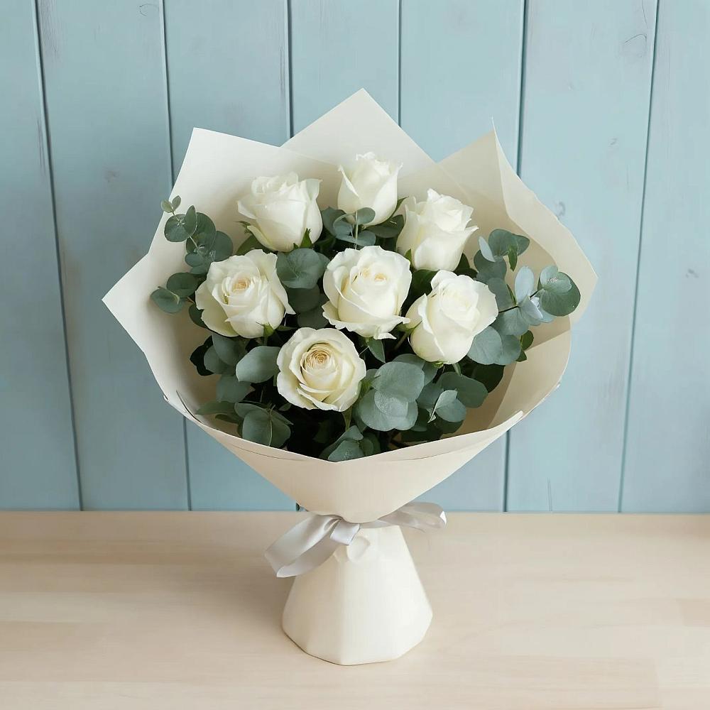 Букет Белые розы в Эвкалипте в Дыгулыбгее