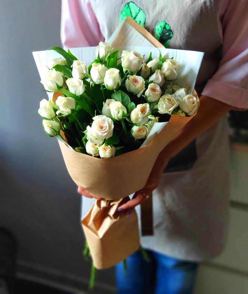 Букет цветов из: Розы в Дыгулыбгее