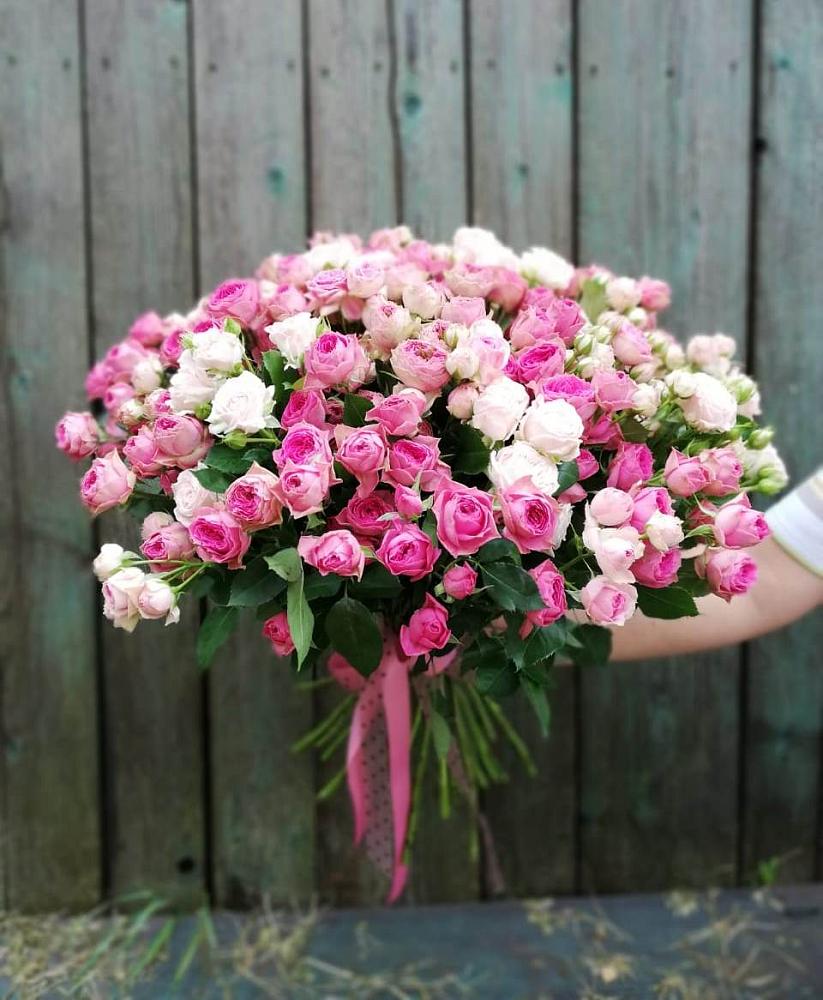 Букет Розовые кустовые розы Натали и Лав Лидия в Дыгулыбгее