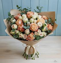 Букет цветов из:  Альстромерии и Розы в Дыгулыбгее